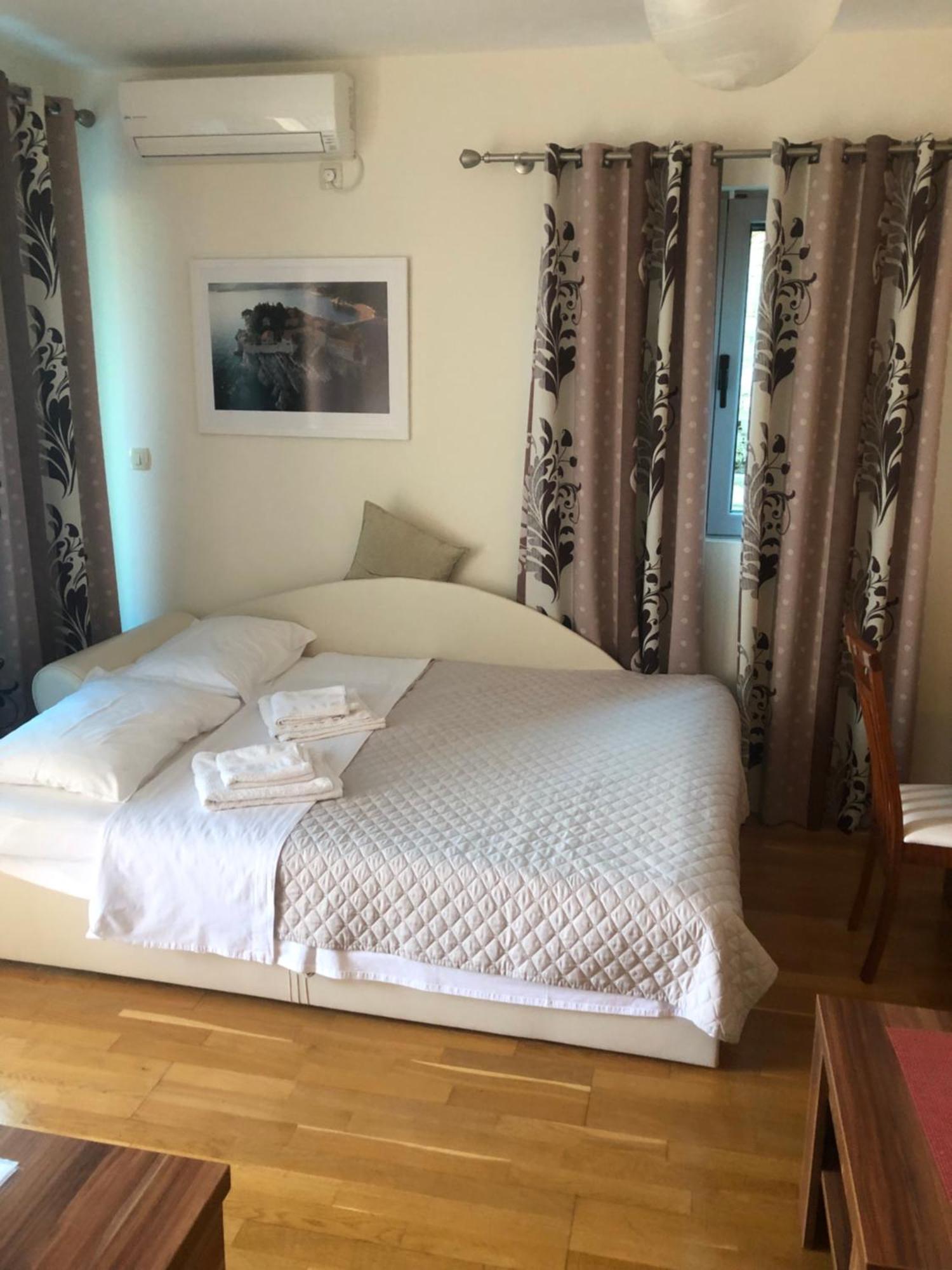 Apartments Rafailovic Ljubo Рафаїловичі Екстер'єр фото