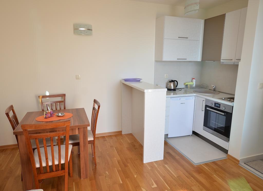 Apartments Rafailovic Ljubo Рафаїловичі Екстер'єр фото