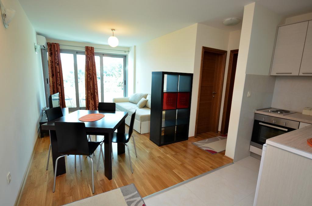 Apartments Rafailovic Ljubo Рафаїловичі Екстер'єр фото